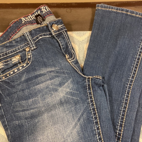 Antique Rivet Designer Jeans - Picture 6 of 8